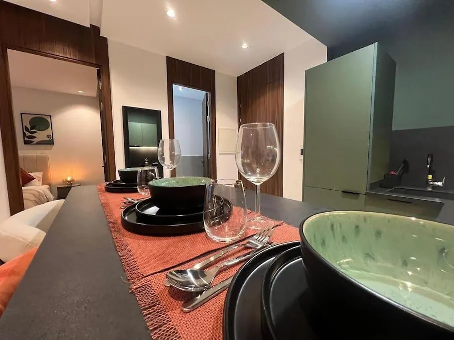 Apartment Luxury Residence So Stylish & Bright Appartement Hotel Au Coeur De Casablanca Pres De Carrefour Et 3 Min De La Gare Ferroviere Oasis