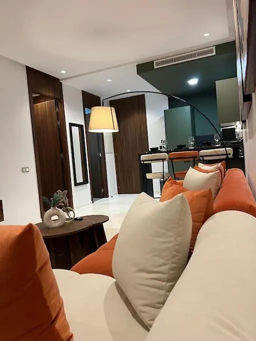 Luxury Residence So Stylish & Bright Appartement Hotel Au Coeur De Casablanca Pres De Carrefour Et 3 Min De La Gare Ferroviere Oasis Apartment