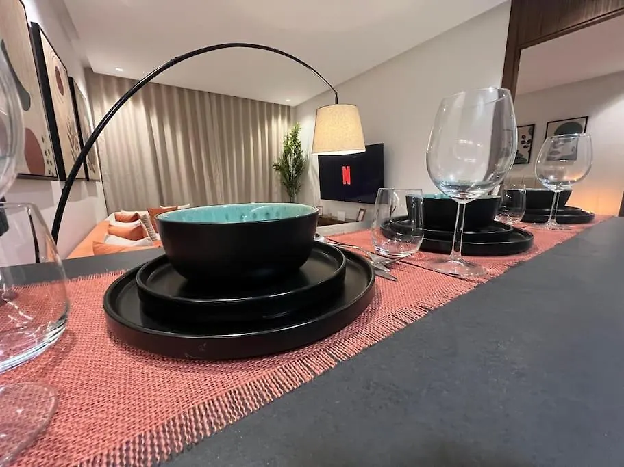 Luxury Residence So Stylish & Bright Appartement Hotel Au Coeur De Casablanca Pres De Carrefour Et 3 Min De La Gare Ferroviere Oasis Marokko